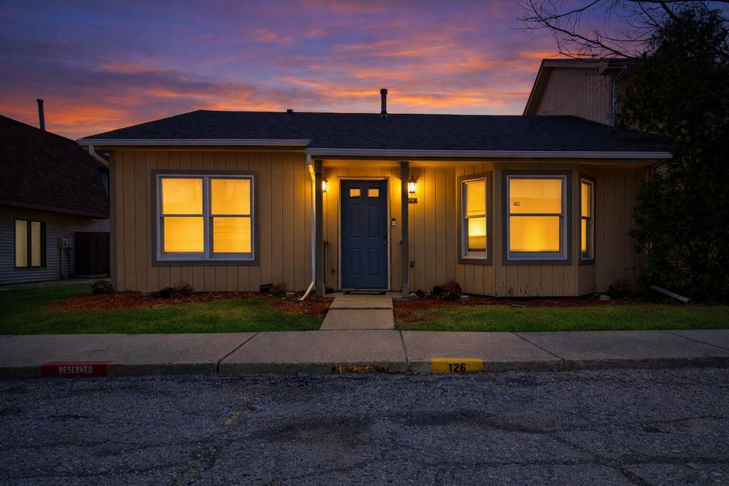 Photo of 6081 Pennsylvania Drive, Merrillville, IN 46410 (MLS # 836219)