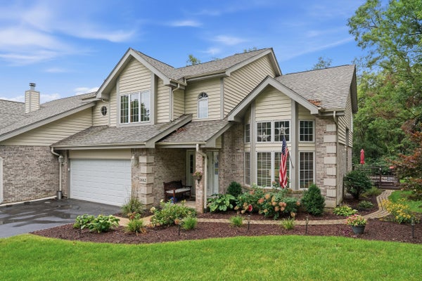 1442 CARRIAGE OAKS CT, DYER, IN 46311 - Image 014e5dbfff42230c85223b3f3e4aefcc/3551309864