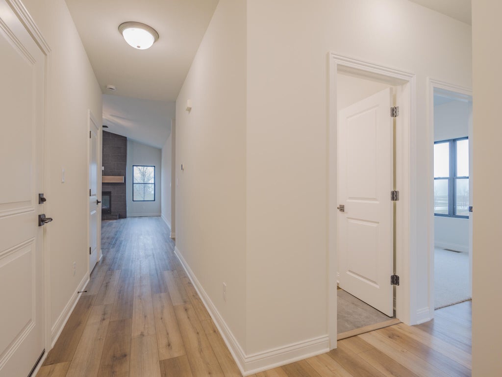 Photo of 3101 Forestside Lane, Valparaiso, IN 46385 (MLS # 844807)