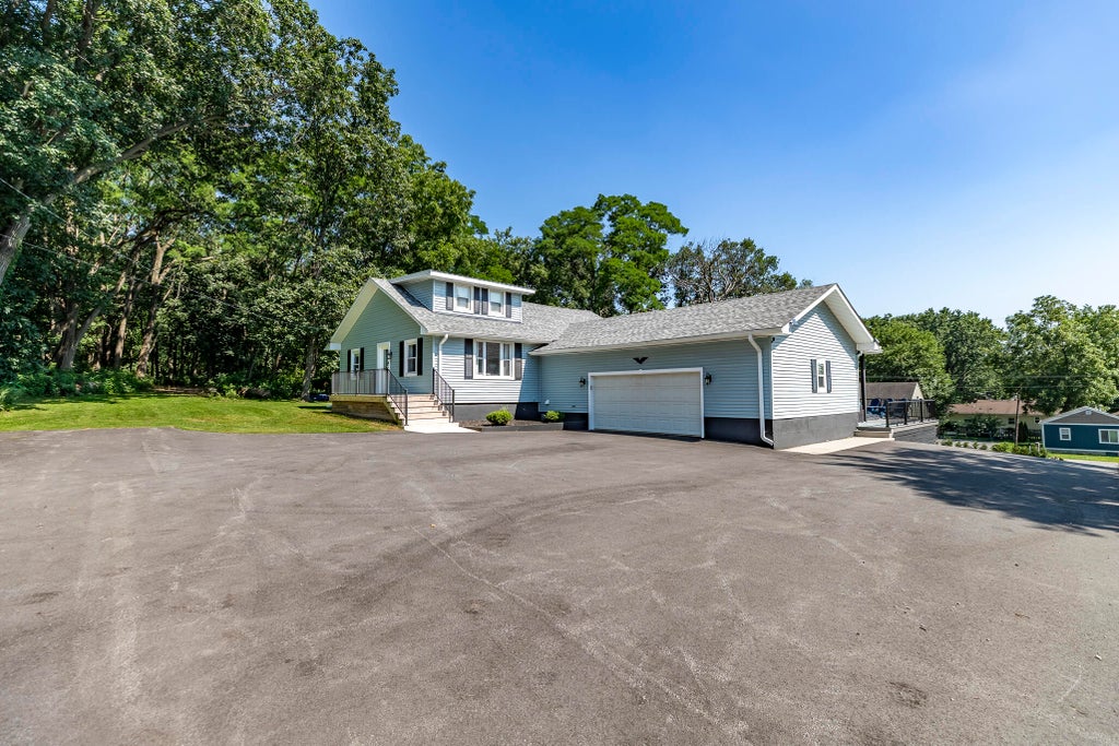 Photo of 7015 W 132nd Avenue, Cedar Lake, IN 46303 (MLS # 842186)