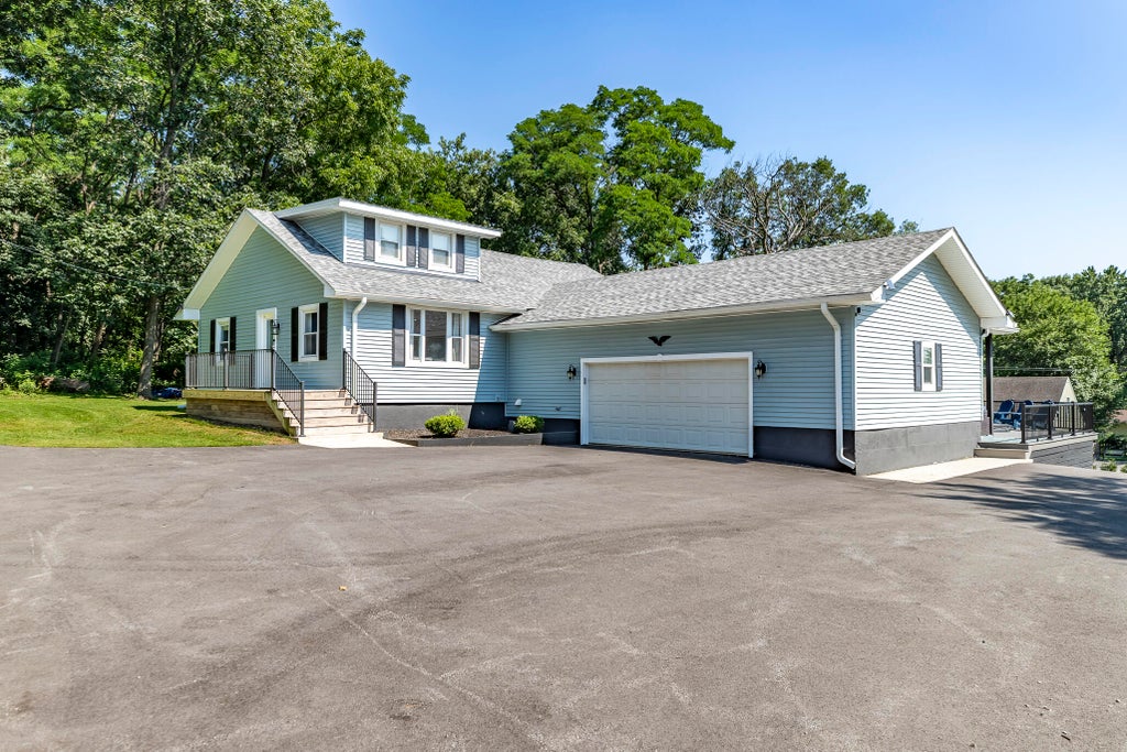 Photo of 7015 W 132nd Avenue, Cedar Lake, IN 46303 (MLS # 842186)