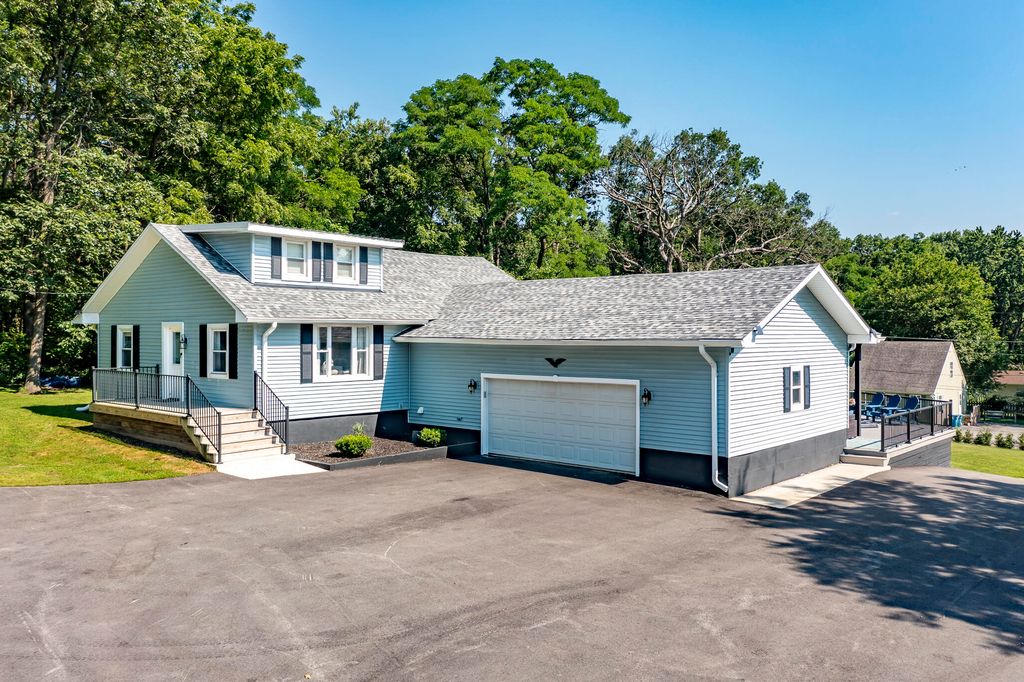Photo of 7015 W 132nd Avenue, Cedar Lake, IN 46303 (MLS # 842186)
