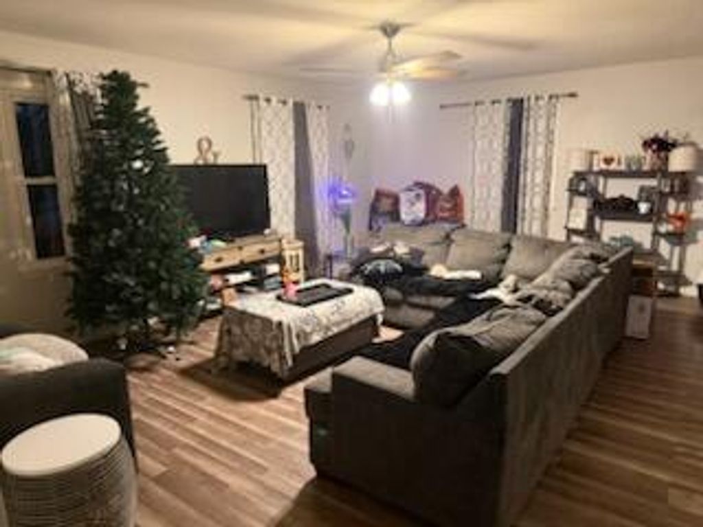 Photo of 8999 Woodland Drive, Newburgh, IN 47630 (MLS # 834158)