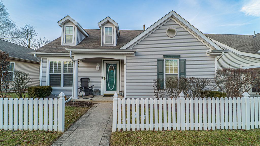 Photo of 215 Dundee Street, Valparaiso, IN 46385 (MLS # 832495)