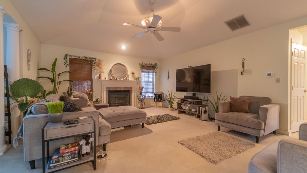 Photo of 215 Dundee Street, Valparaiso, IN 46385 (MLS # 832495)