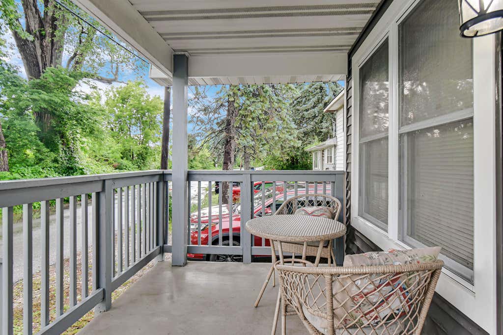 Photo of 1011 Marquette Road, Lake Station, IN 46405 (MLS # 840587)