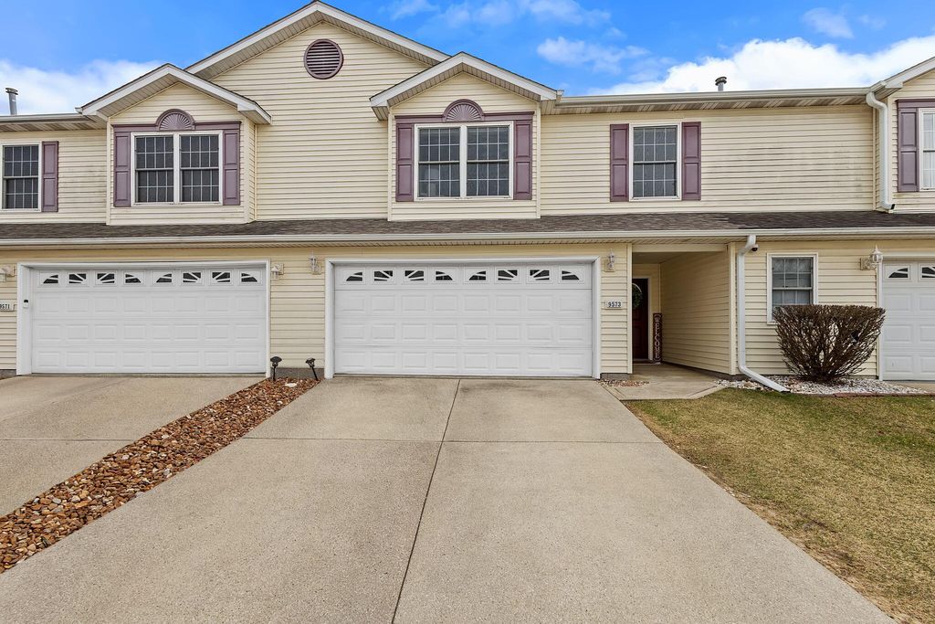 Photo of 9573 Luebcke Lane, Crown Point, IN 46307 (MLS # 836088)