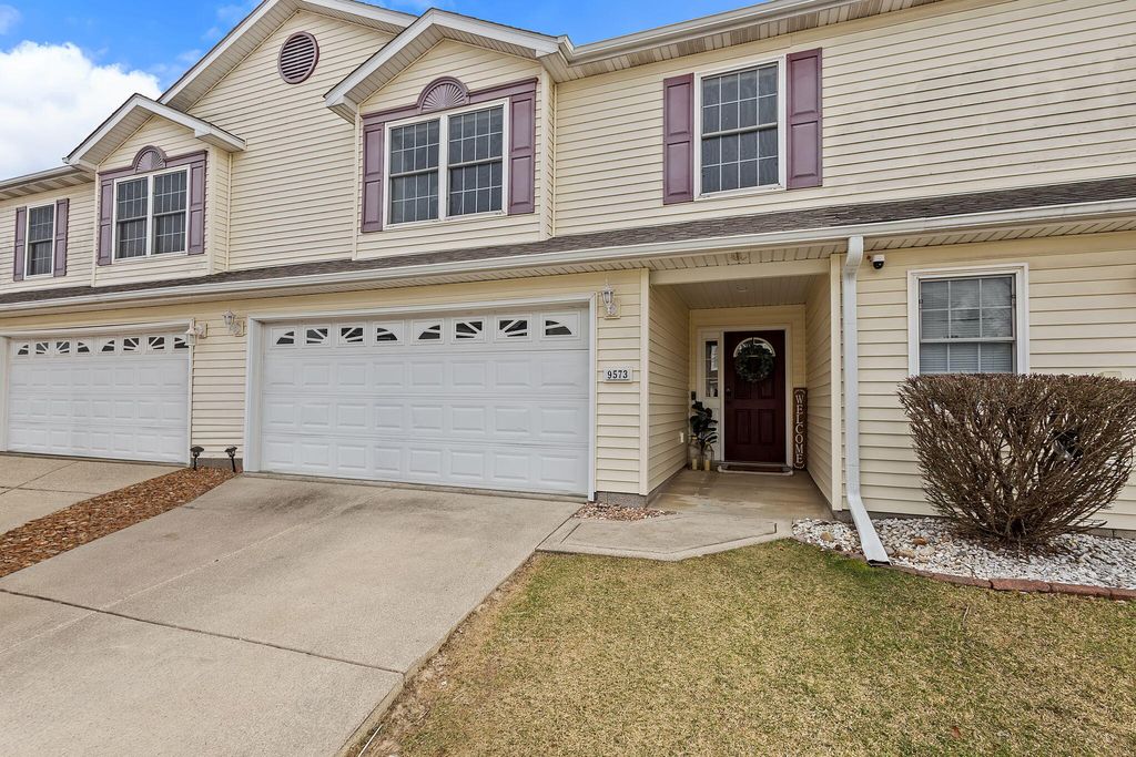 Photo of 9573 Luebcke Lane, Crown Point, IN 46307 (MLS # 836088)