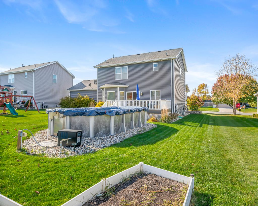 Photo of 2509 Ashley Avenue, Schererville, IN 46375 (MLS # 830532)