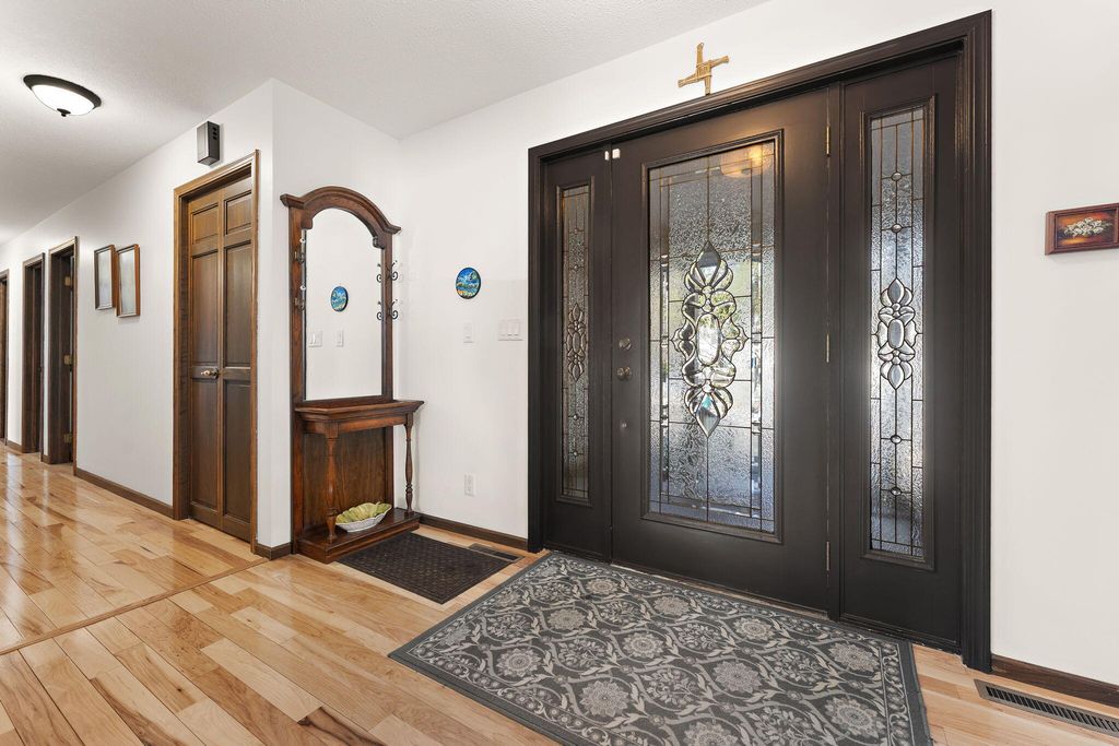 Photo of 1562 W Tiffany Woods Drive, La Porte, IN 46350 (MLS # 836091)