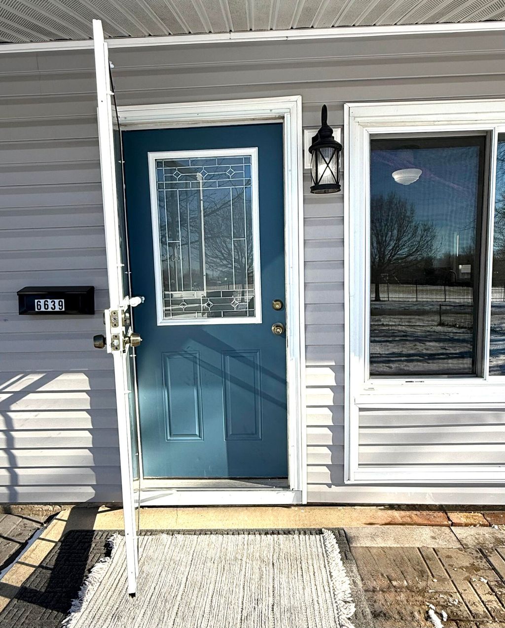 Photo of 6639 New Hampshire Avenue, Hammond, IN 46323 (MLS # 832886)