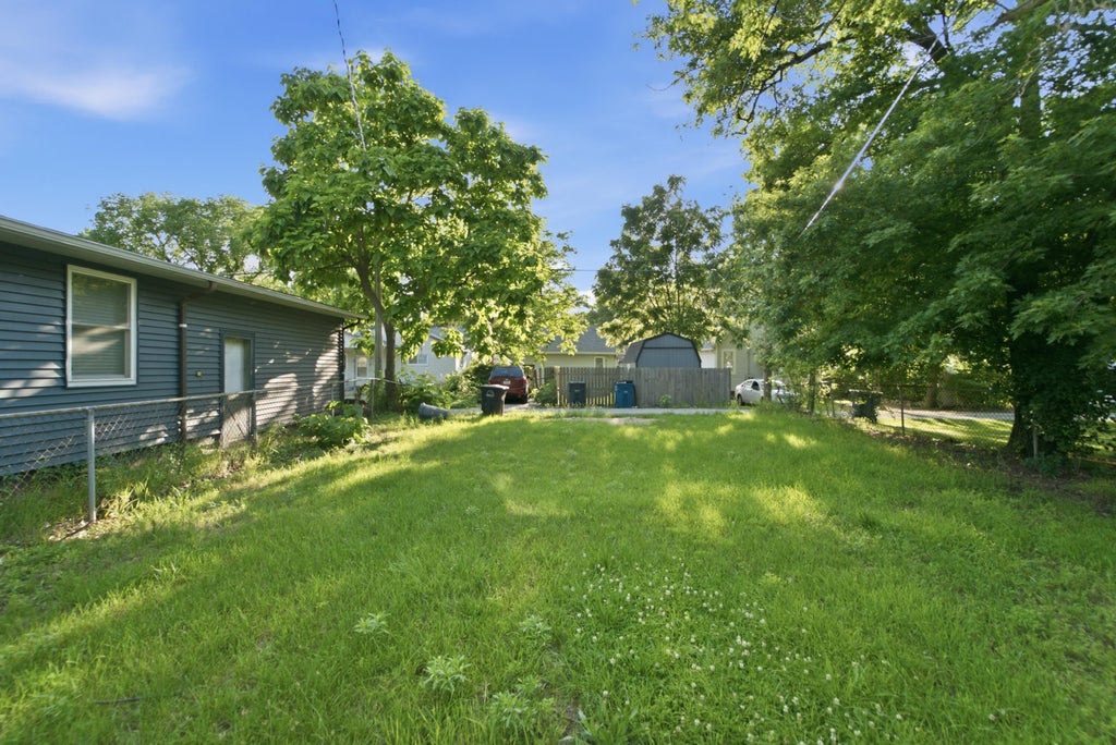 Photo of 502 Ridgeland Avenue, Michigan City, IN 46360 (MLS # 841378)