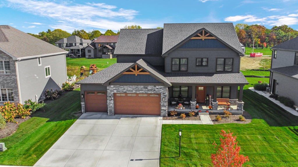 Photo of 9551 Fescue Drive, Saint John, IN 46373 (MLS # 842949)