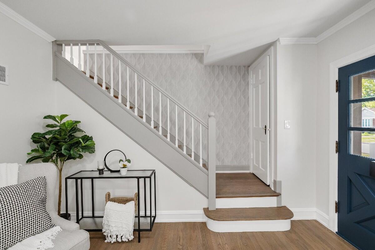 247 Fairbanks Place