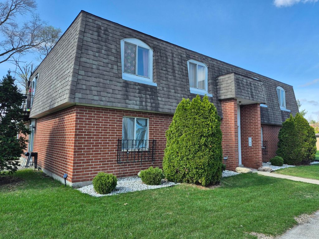 Photo of 8137 Pine Island Terrace, Crown Point, IN 46307 (MLS # 838707)