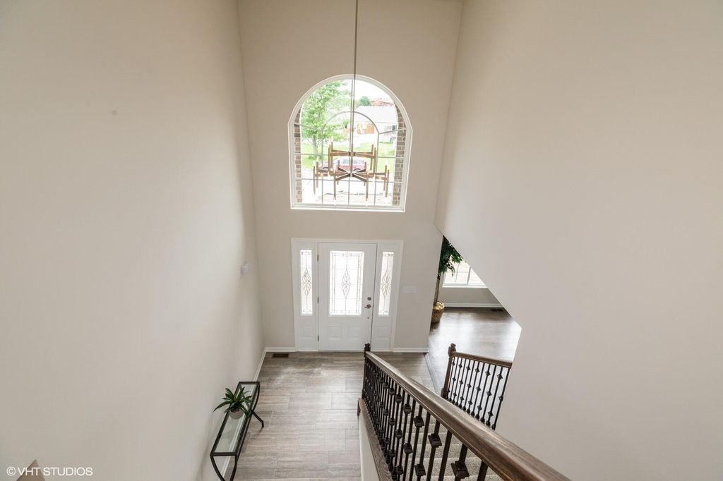 Photo of 1351 77th Place, Merrillville, IN 46410 (MLS # 812048)