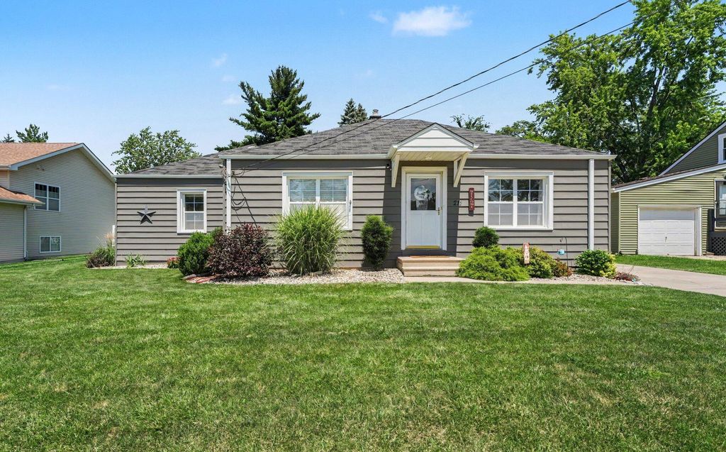 Photo of 211 Berens Street, Dyer, IN 46311 (MLS # 842008)