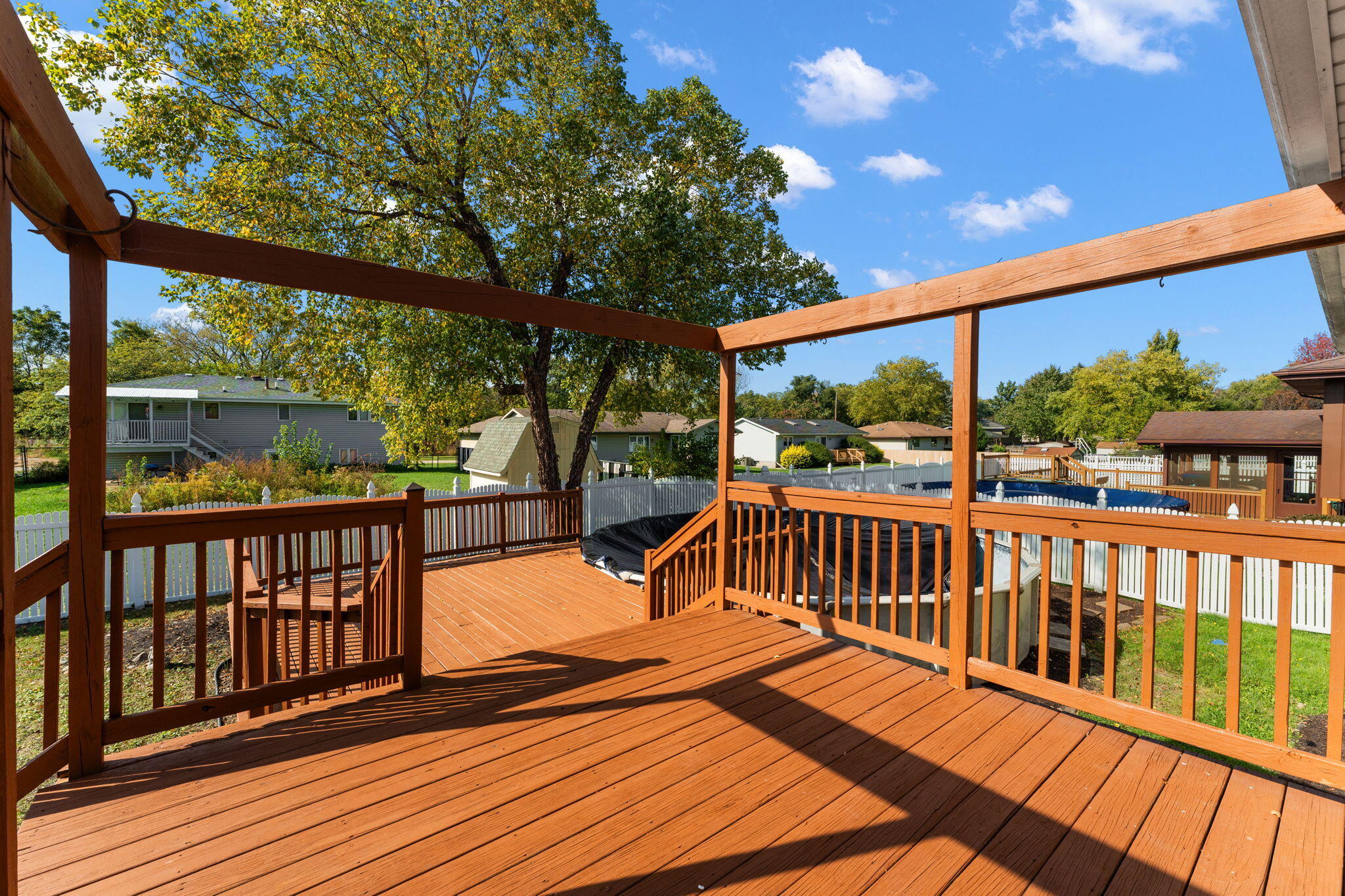 Dyer, Indiana 46311, United States, 4 Bedrooms Bedrooms, ,3 BathroomsBathrooms,Residential,Active,231316