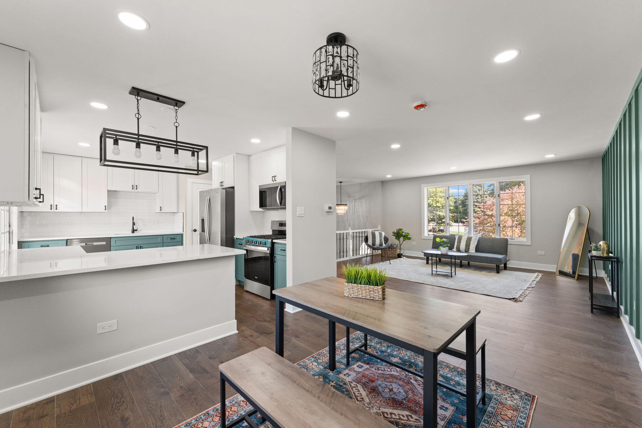 Dyer, Indiana 46311, United States, 4 Bedrooms Bedrooms, ,3 BathroomsBathrooms,Residential,Active,231316