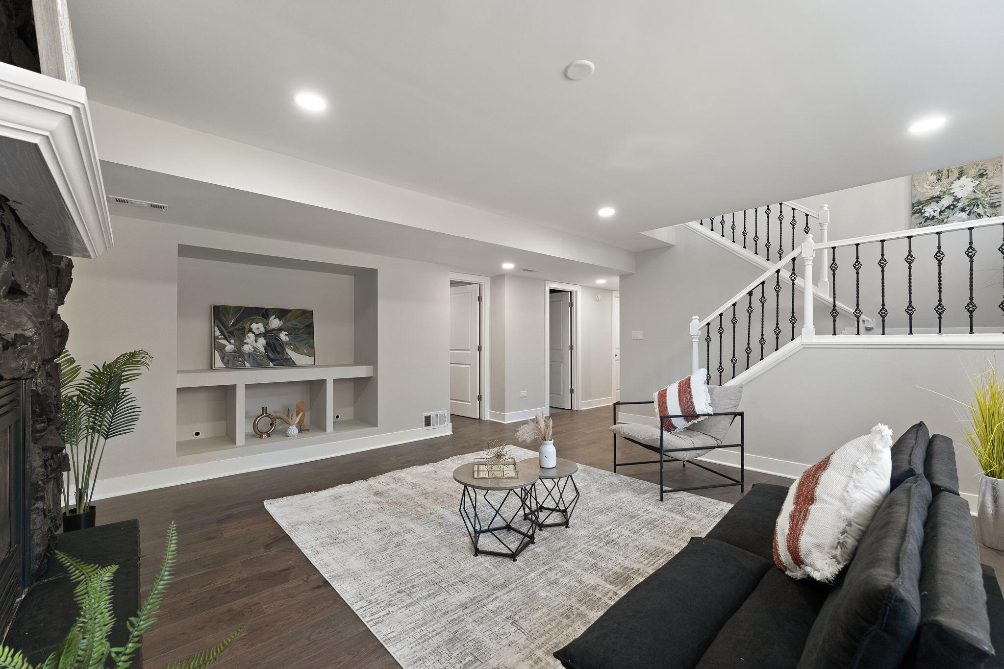 Dyer, Indiana 46311, United States, 4 Bedrooms Bedrooms, ,3 BathroomsBathrooms,Residential,Active,231316