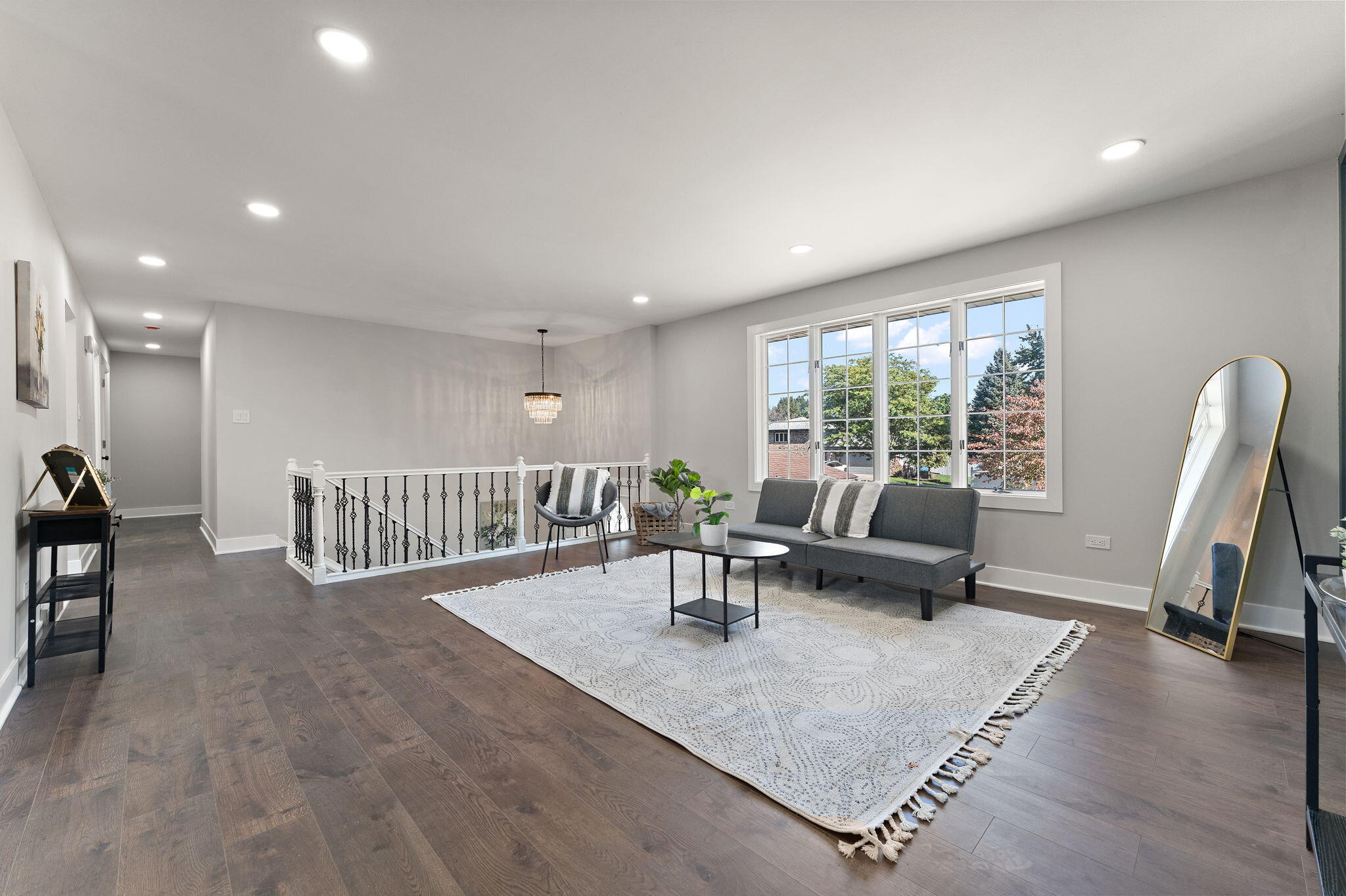 Dyer, Indiana 46311, United States, 4 Bedrooms Bedrooms, ,3 BathroomsBathrooms,Residential,Active,231316