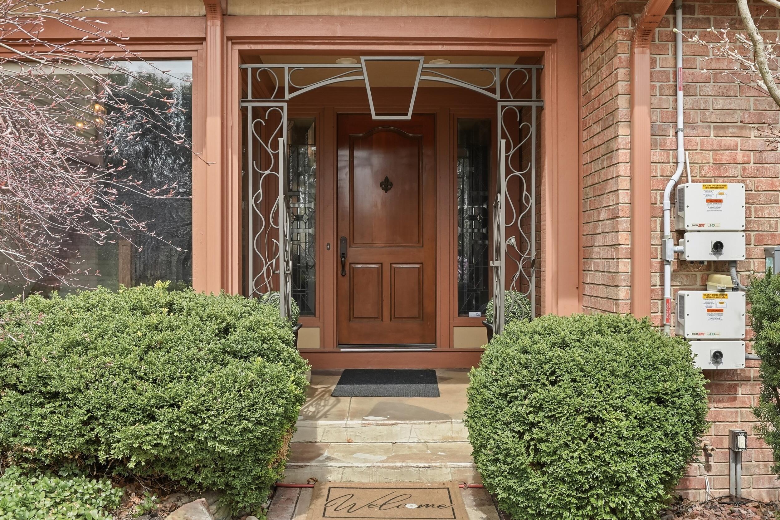 8315 Meadow Lane