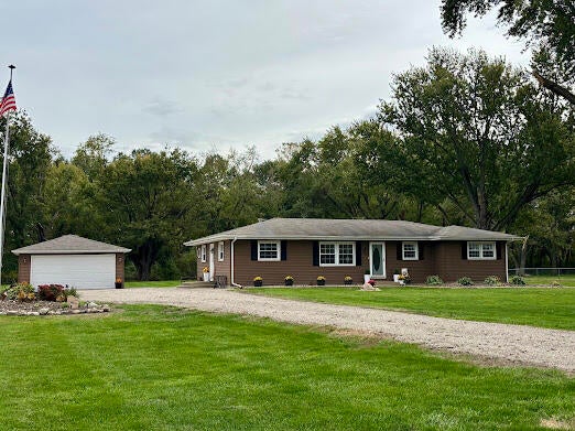 Photo of 1031 N 200 W, Valparaiso, IN 46385 (MLS # 846691)