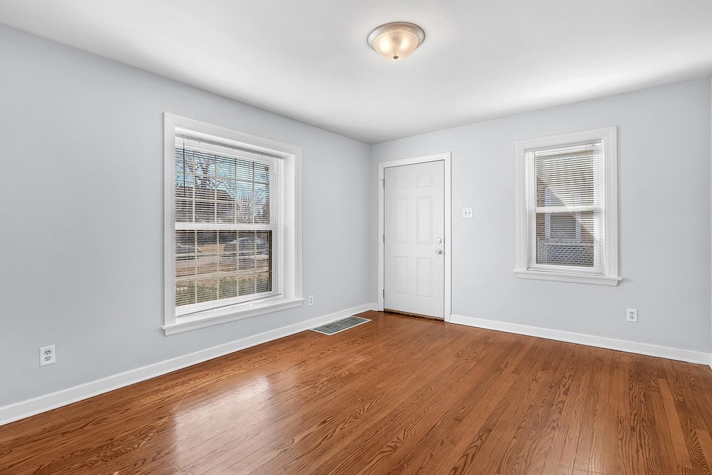 Photo of 8126 Highland Place, Munster, IN 46321 (MLS # 834818)