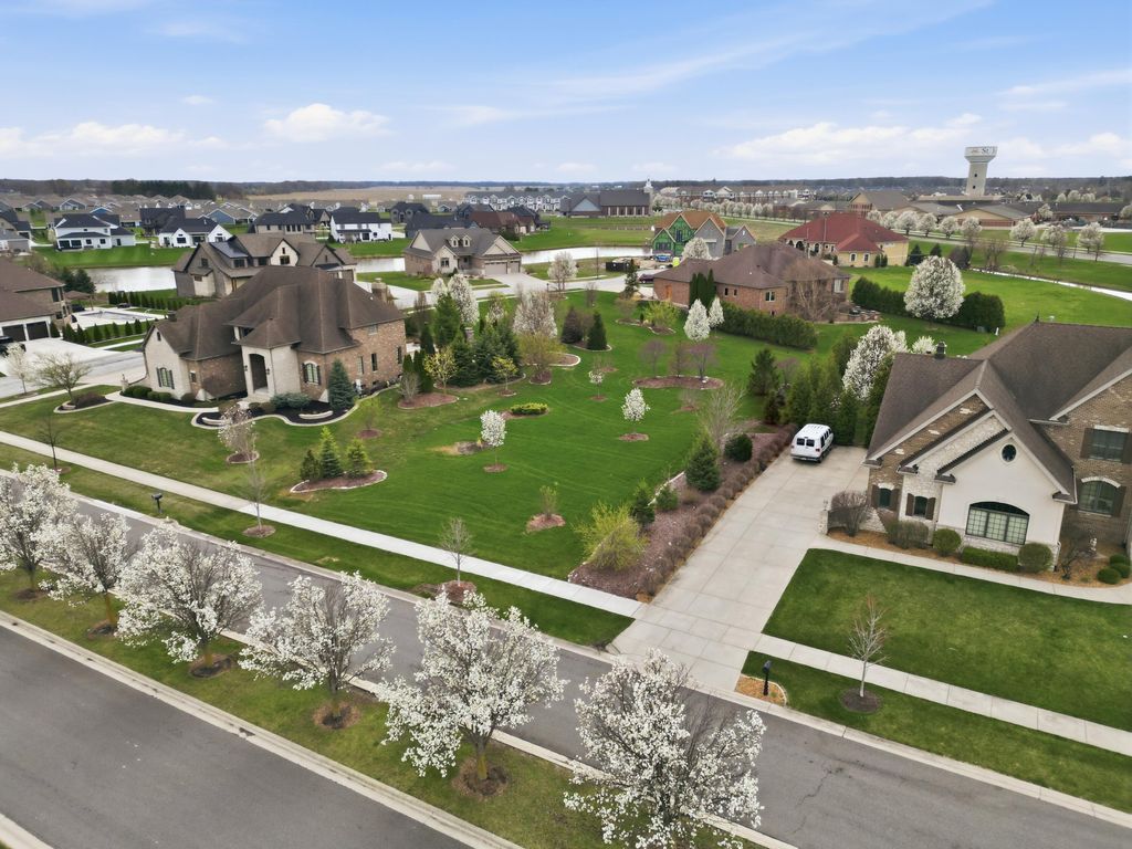 Photo of 8645 W 105th Avenue, Saint John, IN 46373 (MLS # 837088)