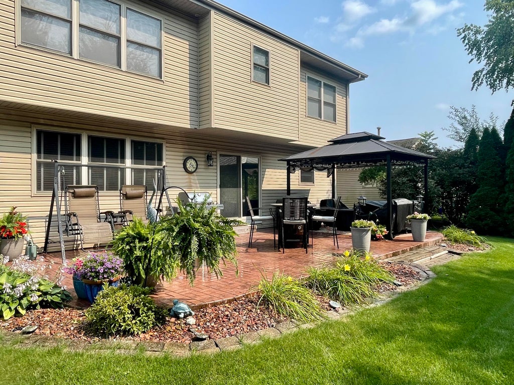 Photo of 9942 Forest Street, Dyer, IN 46311 (MLS # 844475)