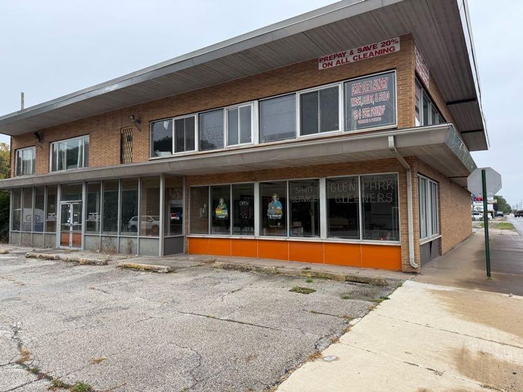 Photo of 1437 E Ridge Road, Gary, IN 46409 (MLS # 833077)