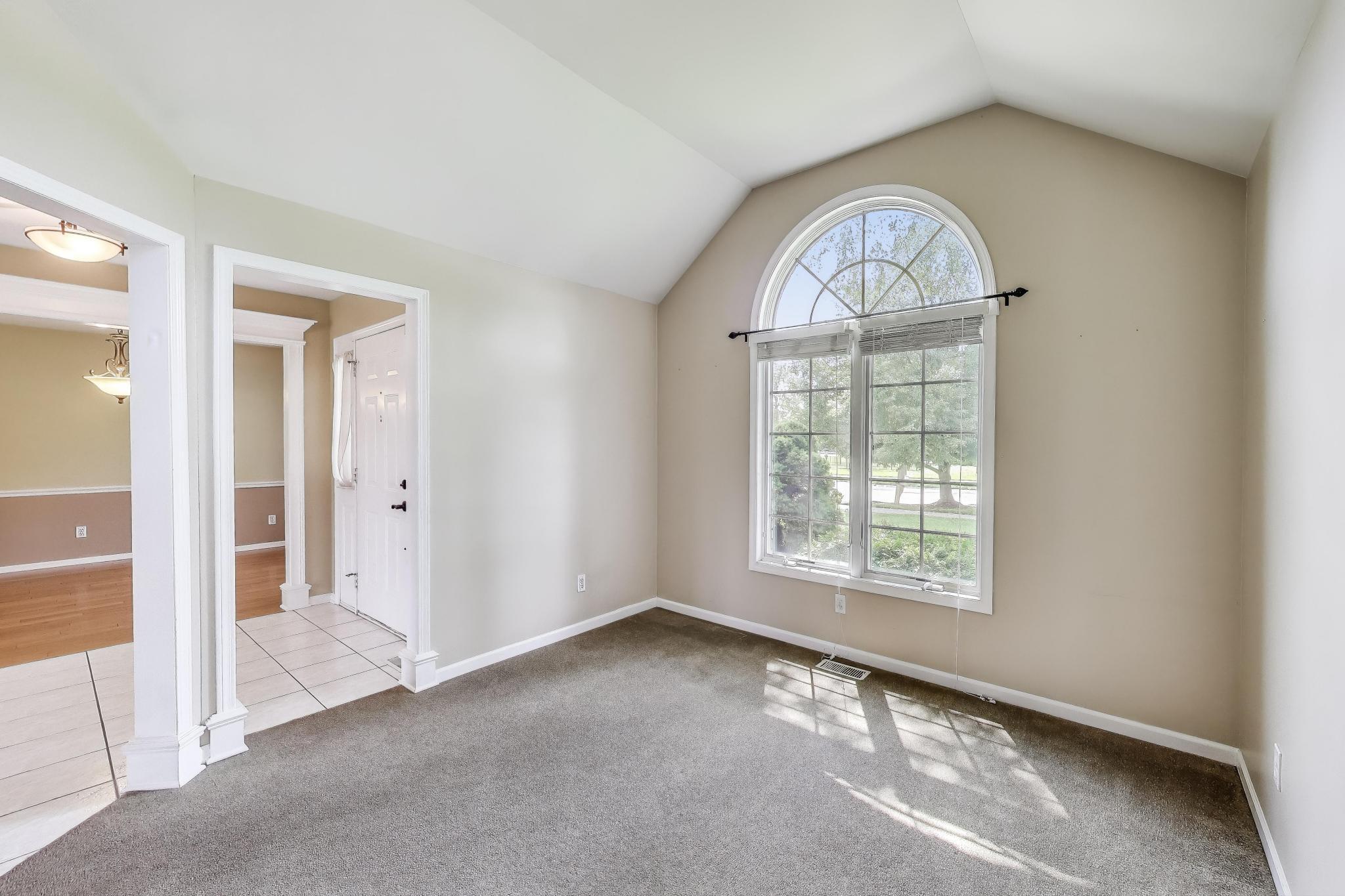 9935 Ashwood Lane