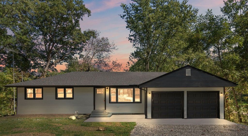 Photo of 12323 S Cline Avenue, Crown Point, IN 46307 (MLS # 832340)