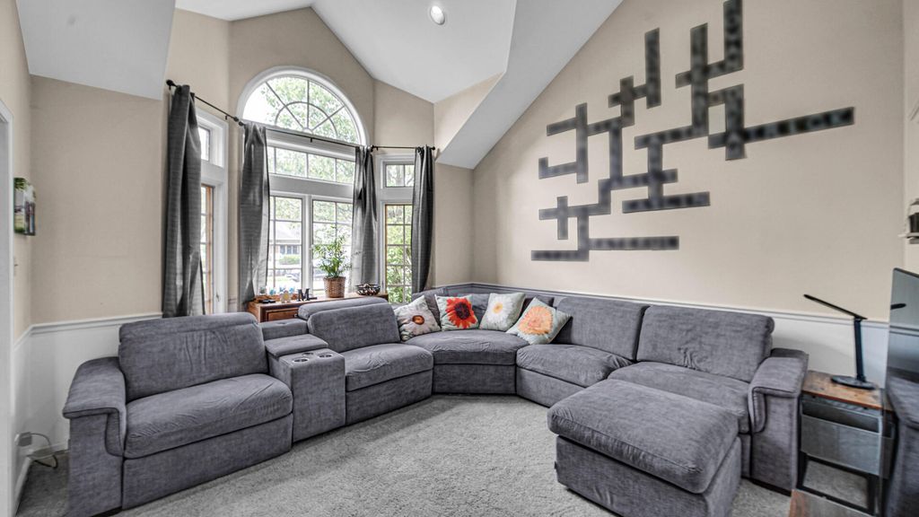 Photo of 242 Golfview Drive, Schererville, IN 46375 (MLS # 838024)