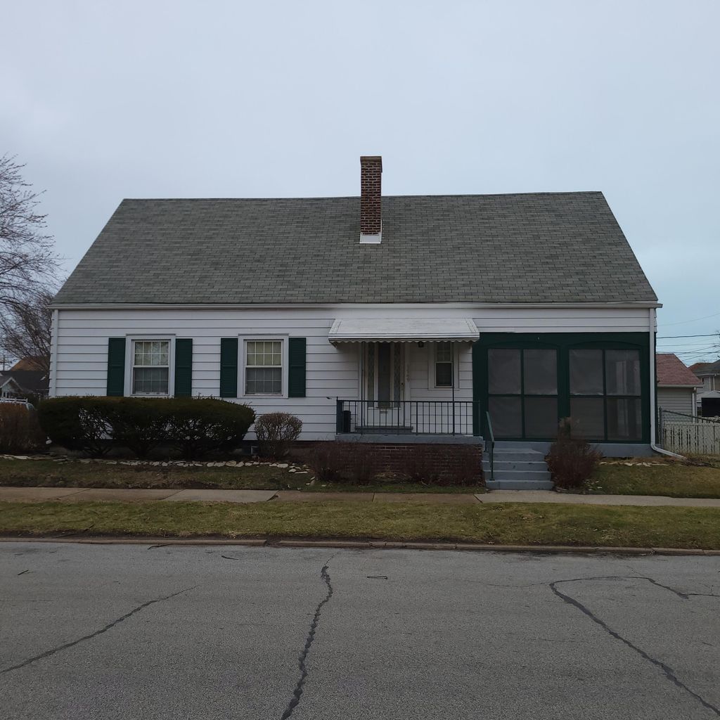Photo of 1949 Lake Avenue, Whiting, IN 46394 (MLS # 835123)