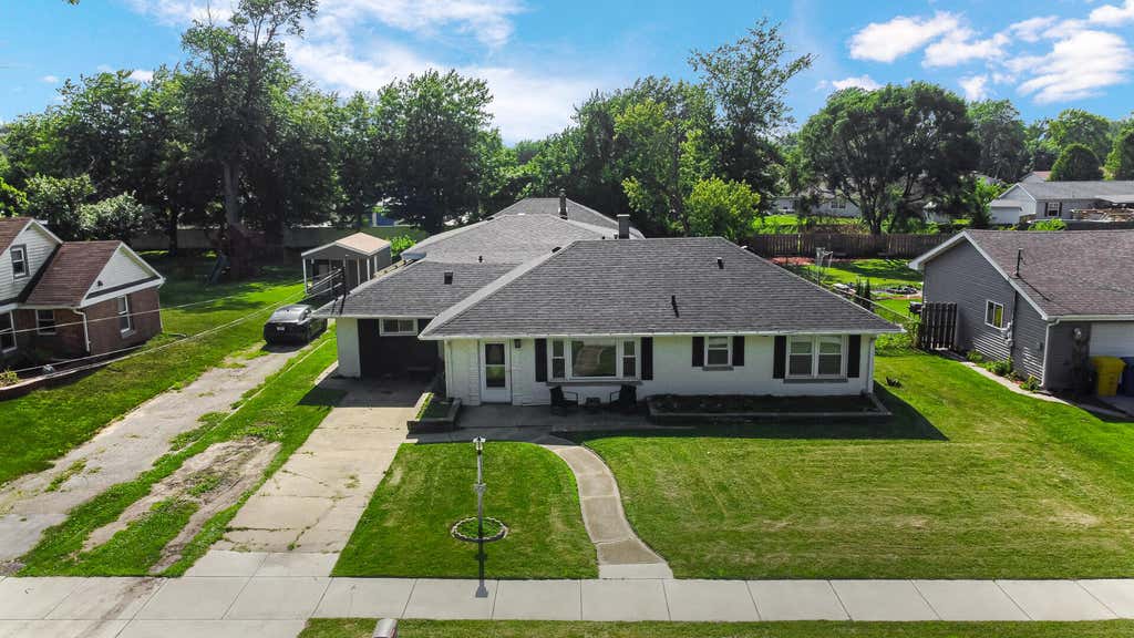 Photo of 1708 Norwood Drive, Griffith, IN 46319 (MLS # 841673)