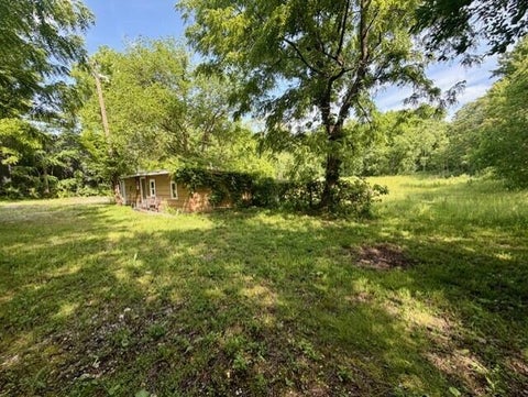 Photo for 205 1/2 Nickle Plate Avenue