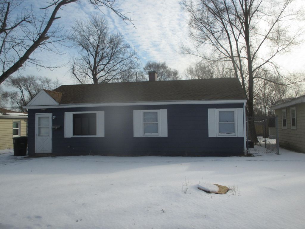 Photo of 3967 Willow Street, Hobart, IN 46342 (MLS # 834201)