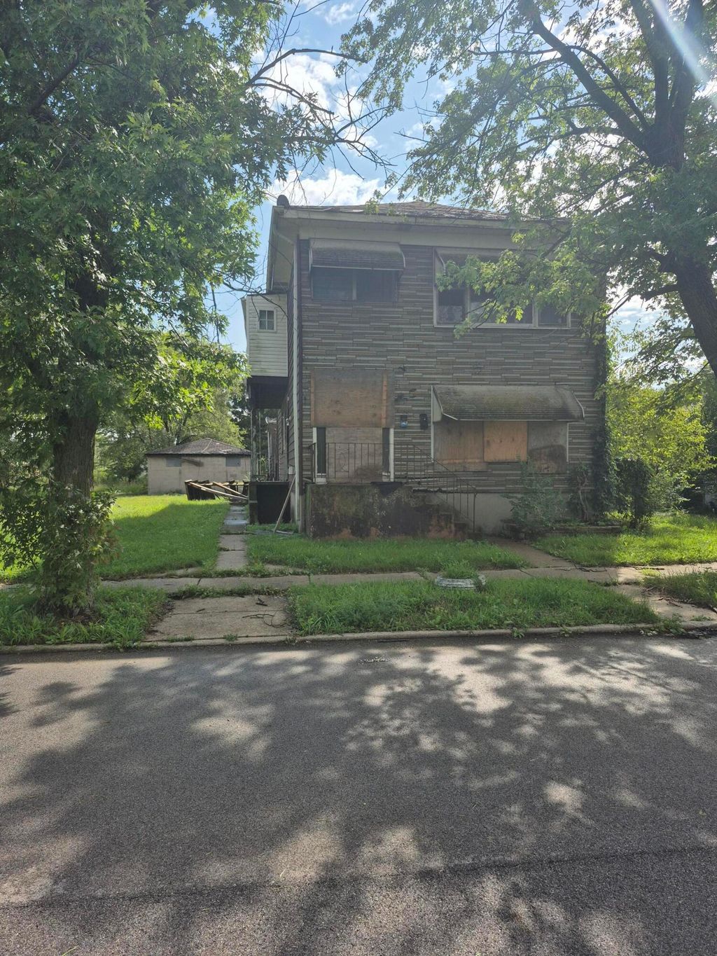 Photo of 2521 Connecticut Street, Gary, IN 46407 (MLS # 831336)