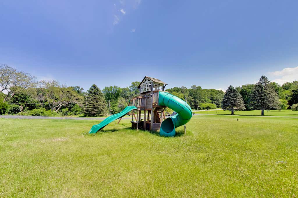 Photo of 1434 Us-421, Michigan City, IN 46360 (MLS # 841372)