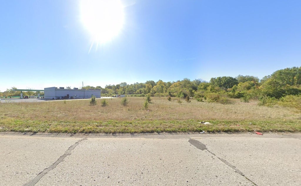 Photo of 6945 Waterfront Drive, Indianapolis, IN 46214 (MLS # 846771)