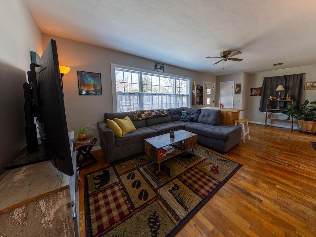 Photo of 903 W Grove Street, Rensselaer, IN 47978 (MLS # 833876)