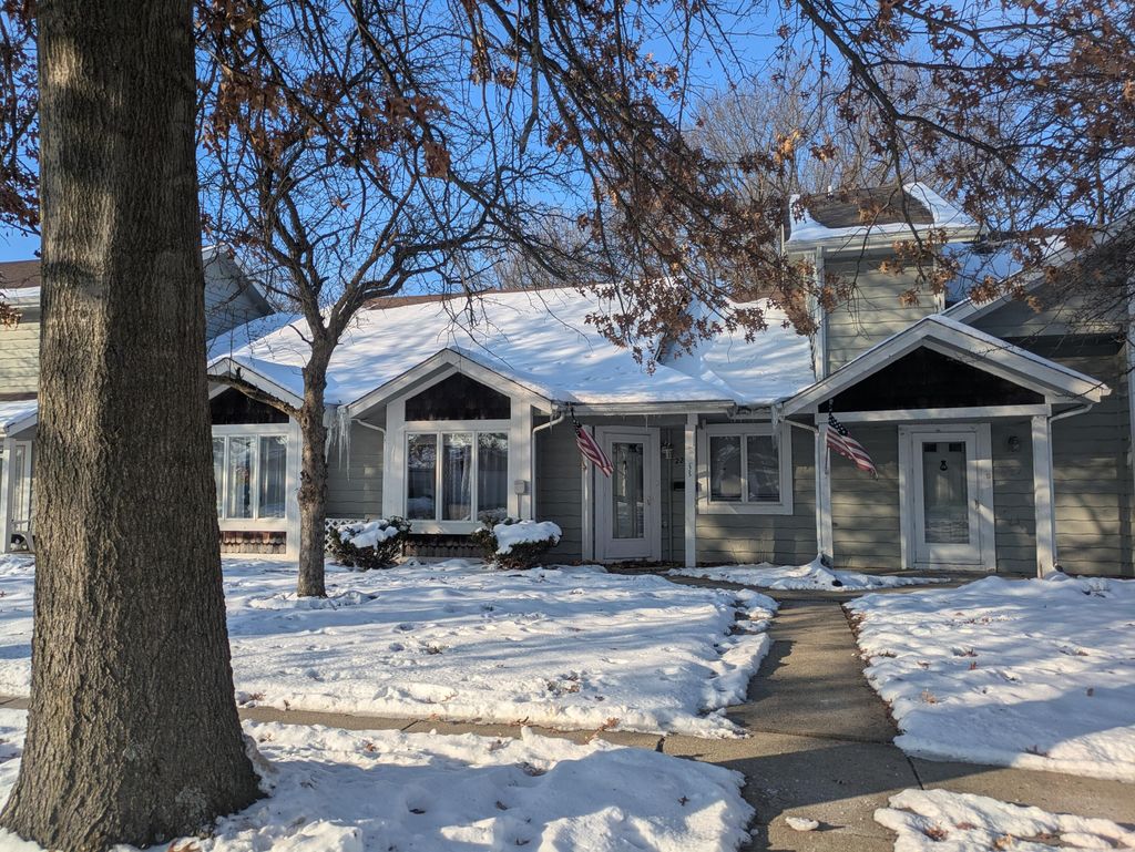 Photo of 225 Clinton Street, Lowell, IN 46356 (MLS # 832093)