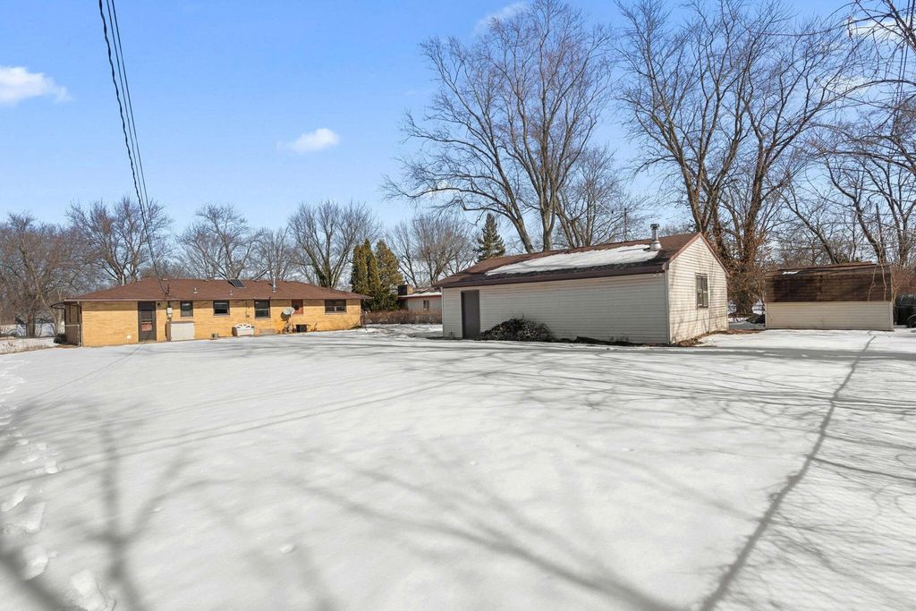 Photo of 140 Lexington Street, Valparaiso, IN 46385 (MLS # 834243)