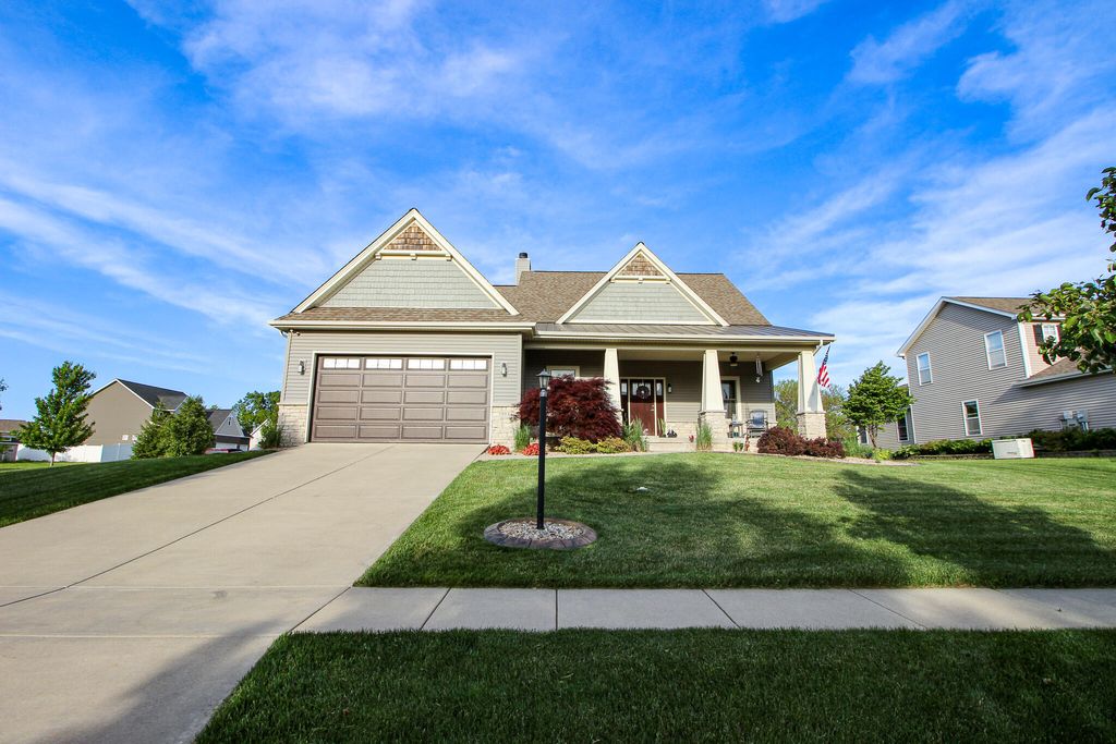 Photo of 513 Gentile Court, Valparaiso, IN 46385 (MLS # 839753)