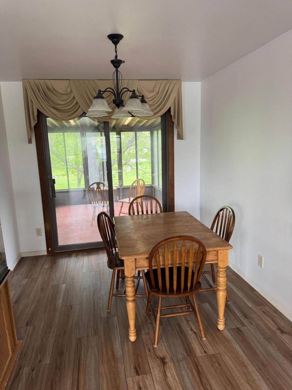 Photo of 8430 Bell Street, Crown Point, IN 46307 (MLS # 838115)