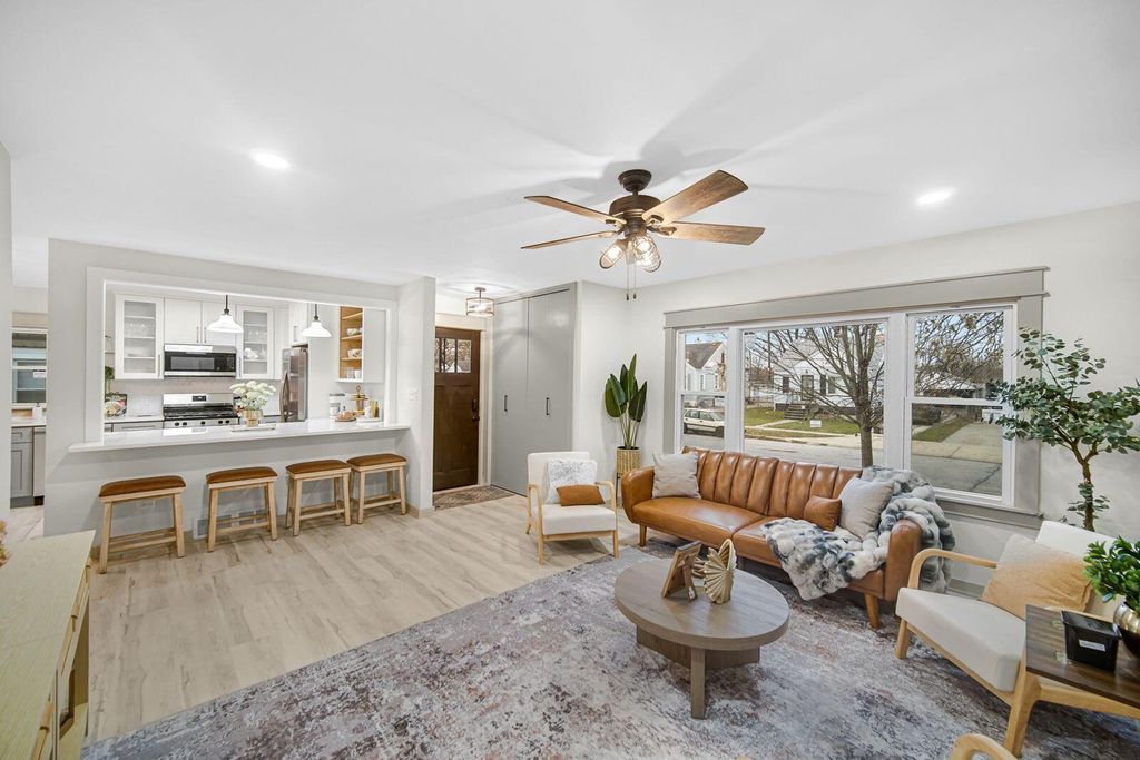 Photo of 7405 Mccook Avenue, Hammond, IN 46323 (MLS # 831286)