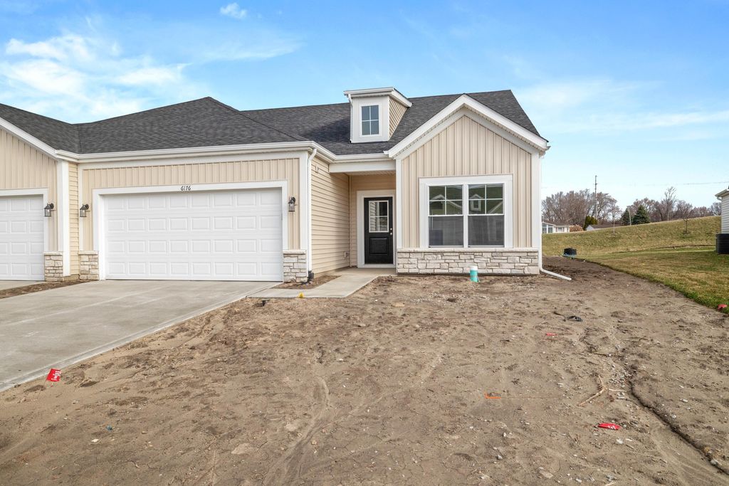 Photo of 6176 River Run Avenue, Portage, IN 46368 (MLS # 835530)