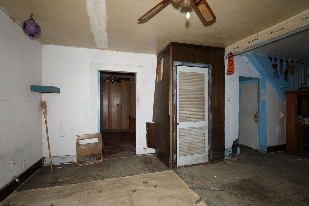 Photo of 1615 W 1st Street, Marion, IN 46952 (MLS # 832196)