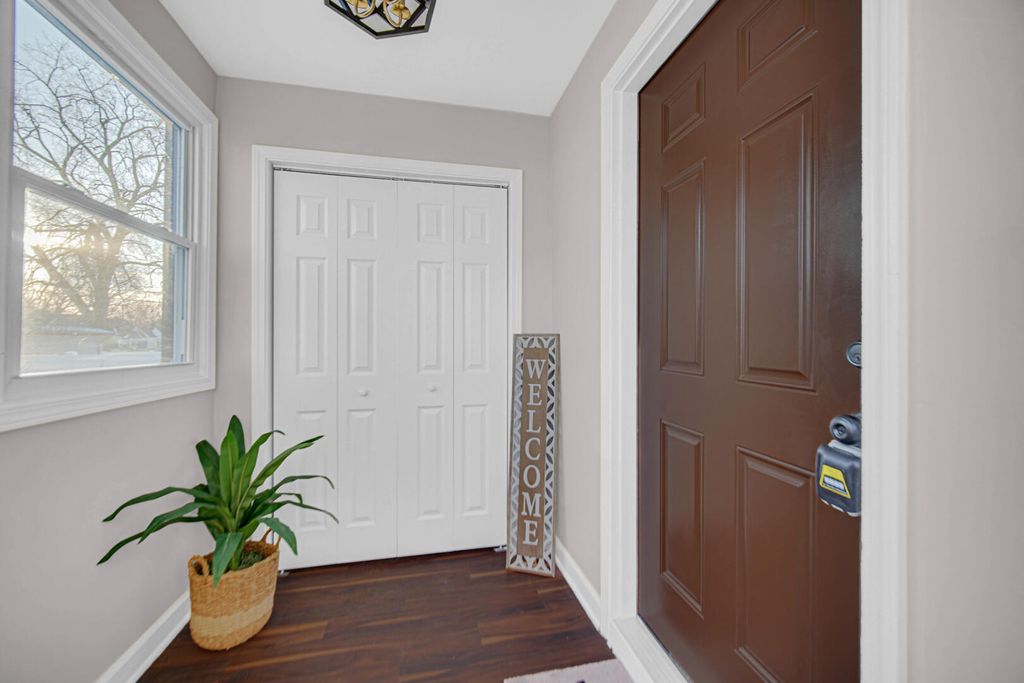 Photo of 7120 Montana Avenue, Hammond, IN 46323 (MLS # 832899)